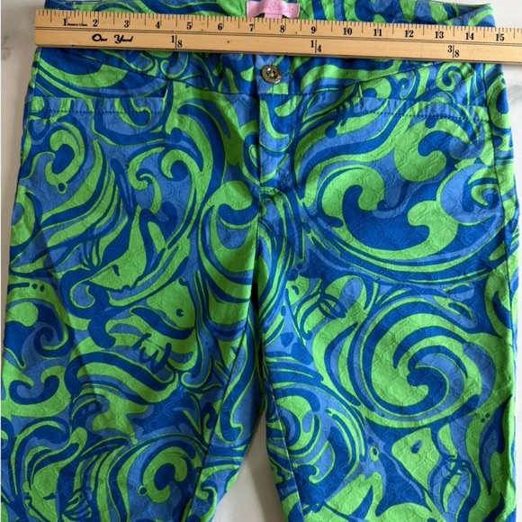 Lilly Pulitzer Kelly Blue and Green Swirl “I’m no Angel” Pants, size 6 - Picture 4 of 7